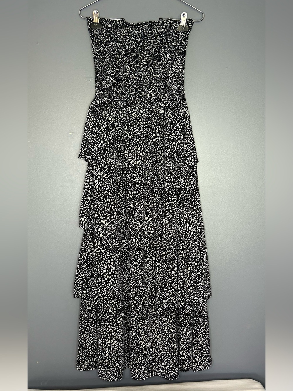 Yorgos Tiered Ruffle Midi Maxi Dress M Black White Cheetah Flowy Glam Party Cute